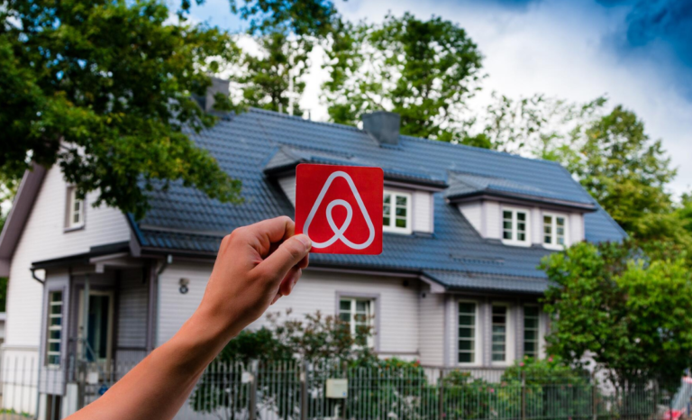 Safety and security measures for Airbnb rentals (1)